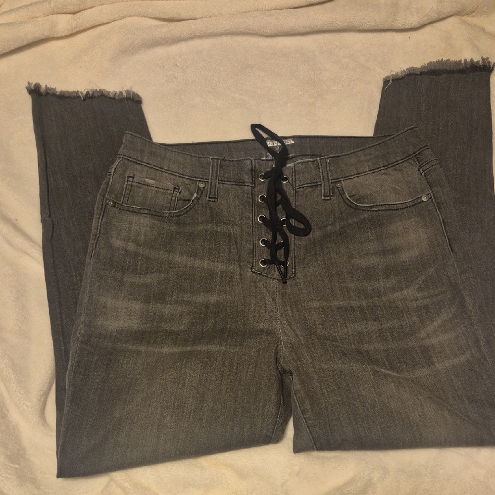 Project RUNWAY Charcoal Lace-Up Ankle Jeans